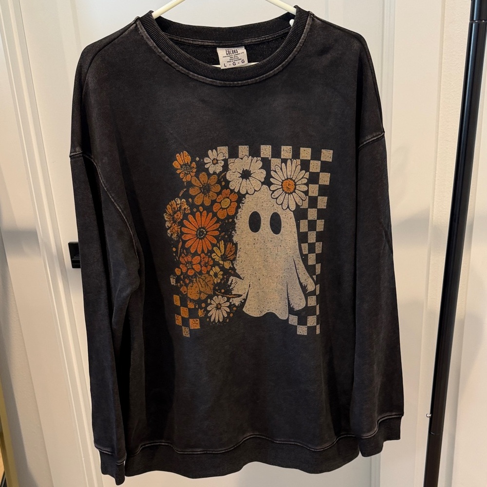Comfort Colors Halloween Black cotton Sweatshirt  with Ghost and Floral Design